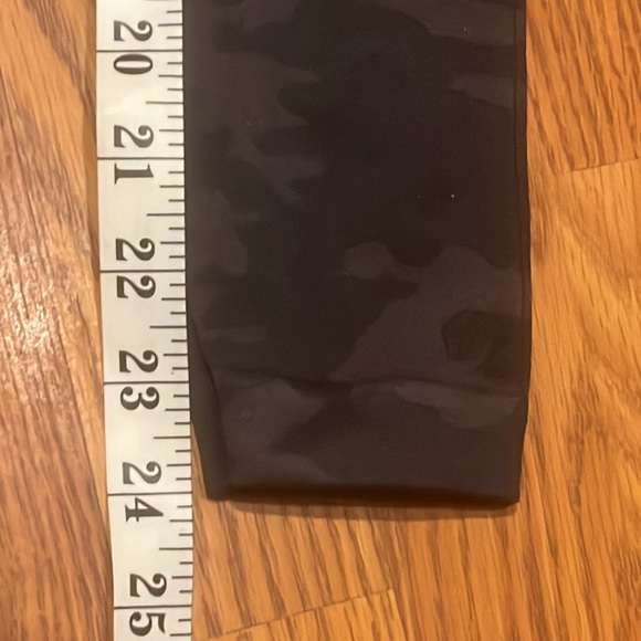 SPANX Camouflage seamless cropped slimming leggings small - Picture 5 of 7